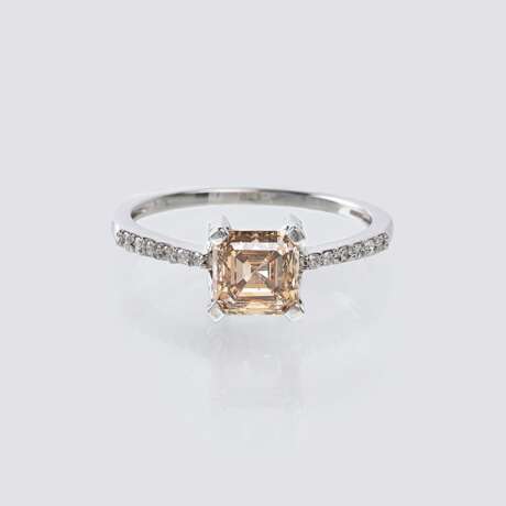Fancy-Diamant-Ring. - фото 1