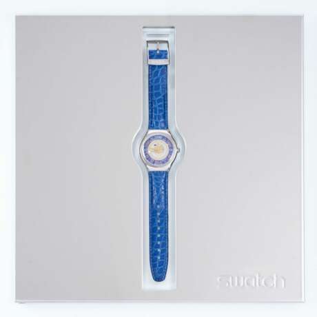 Swatch. Limitierte, neuwertige Armbanduhr 'Trésor Magique'. - photo 2