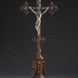 Kruzifix im gotischen Stil mit Corpus Christi - photo 1