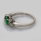 Ring mit Smaragd-Doublette - фото 2