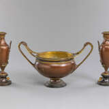 Paar Vasen und Jardinière - фото 2