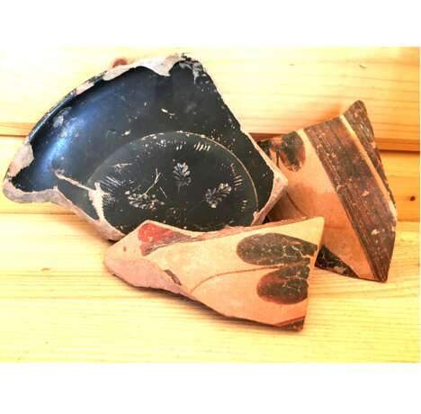 Древняя керамика “Осколки чернолаковых чаш. VI в.до н.э.”, Ceramics, Пантикапей, Antique period - photo 1