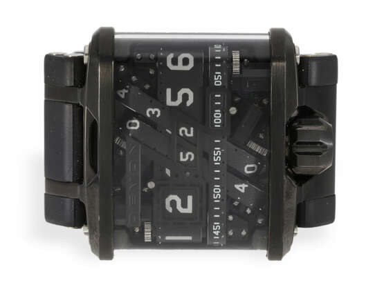 Neuwertige Armbanduhr, Devon "Tread 1" Modell E, Rotating Belt Time Display, ungetragen - photo 3