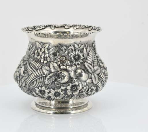 Four-piece coffee service decorated with dense floral relief - photo 2