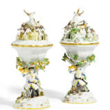 Pair of hunting themed goblets - photo 1