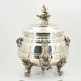 Magnificent tureen with hippocamps - photo 2