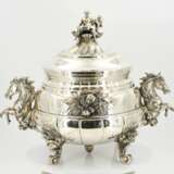 Magnificent tureen with hippocamps - photo 8