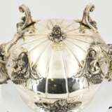 Magnificent tureen with hippocamps - photo 12