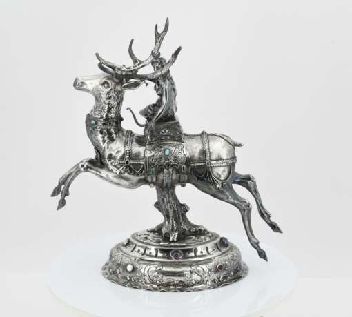 Magnificent Historicism Centerpiece with Diana on Stag - photo 2