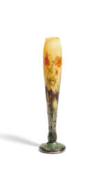 Vase with columbine decor