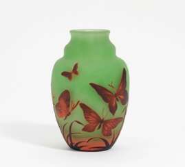 Vase with butterfly décor