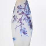 Vase with berry branches - фото 4