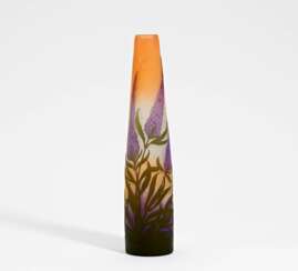 Vase with butterfly lilac
