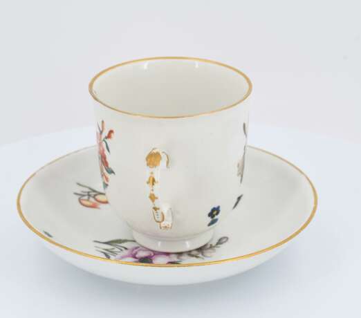 Cup and saucer with floral décor - Foto 2