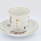 Cup and saucer with floral décor - photo 2