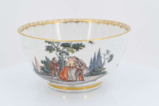 Bowl with Watteau scenes - photo 4