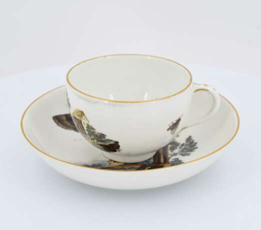 Cup and saucer with rural scenes and insects - Foto 2