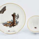 Cup and saucer with rural scenes and insects - Foto 6