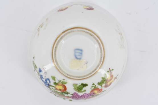 Four tea bowls with fruits and birds - photo 4