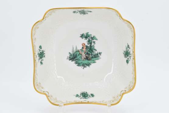 Dinner service with green Watteau scenes - photo 2