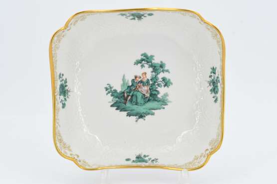 Dinner service with green Watteau scenes - photo 5