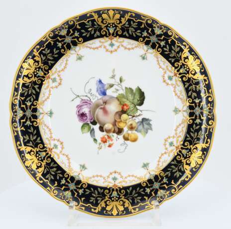 Plate with fruit décor - photo 2