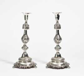 Pair of candlesticks with grape and vine décor