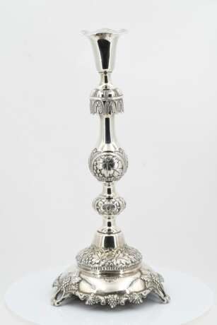Pair of candlesticks with grape and vine décor - фото 4
