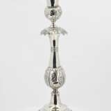 Pair of candlesticks with leaf collar - Foto 6