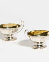 Pair of footed Victoria salt cellars with medallions