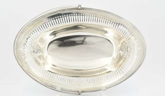 Decorative oval bowl with handle Edward VII - photo 5