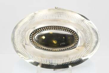 Decorative oval bowl with handle Edward VII