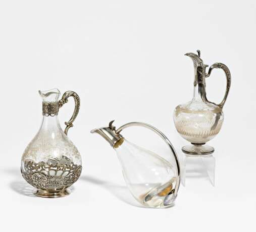 One decanter and two carafes - фото 1