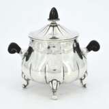 Three-piece silver coffee service with martelée surface - photo 18