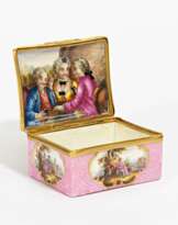 Snuff box with Watteau scenes