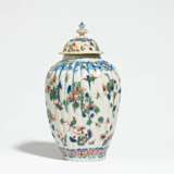 Small lidded Kashmir-vase - фото 1