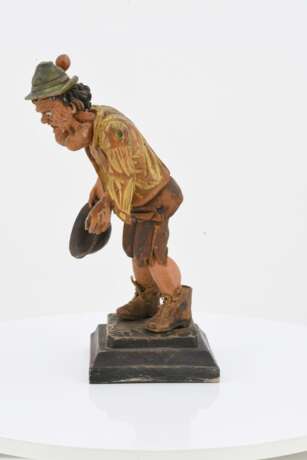 Jointed figurine of a farmer - фото 3