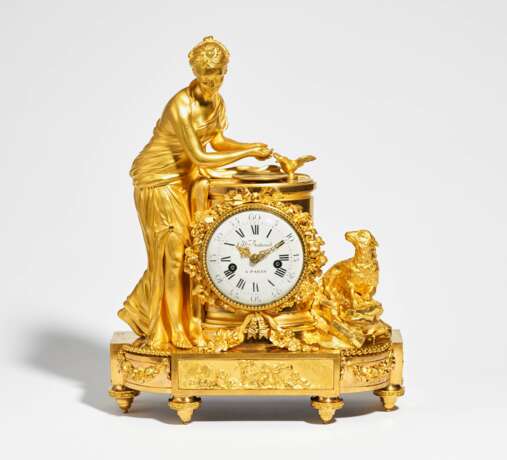 Empire pendulum clock with sleeping lady - photo 1
