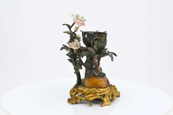 Pair of candelabra with Chinese figurines - Foto 11