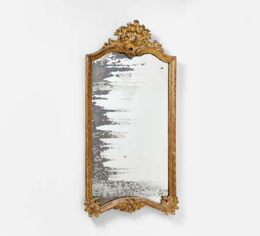 Mirror with rocaille finial - Foto 1