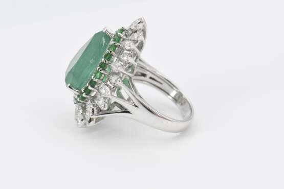 Emerald-Diamond-Ring - photo 5