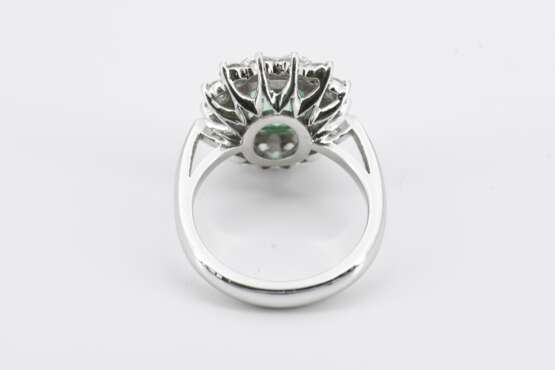 Emerald-Diamond-Ring - фото 4