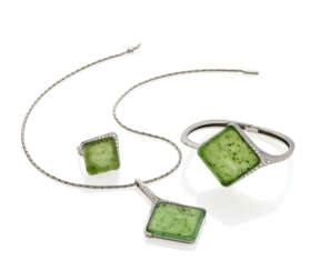 Gemstone-Diamond-Set: Necklace, Bangle and Ring