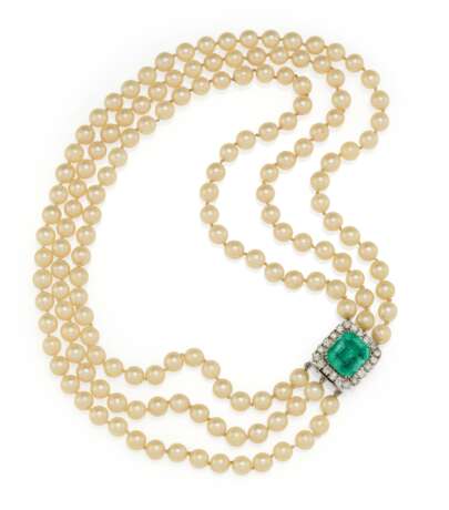 Pearl-Emerald-Necklace - photo 1