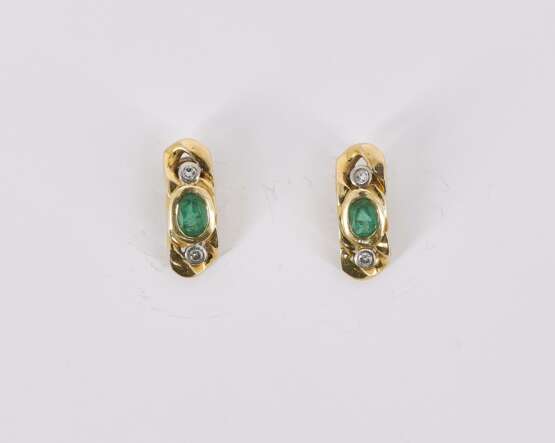 Emerald-Diamond-Set: Necklace, Bracelet, Ring and Ear Stud - photo 9