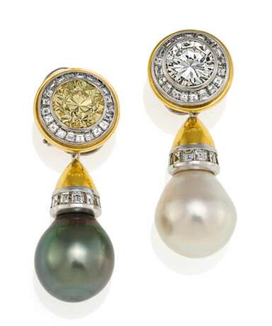 Diamond-Pearl-Ear-Pendants - фото 1