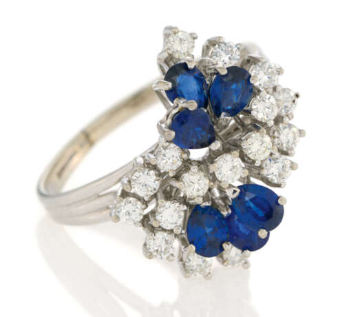 Sapphire-Diamond-Ring - photo 1