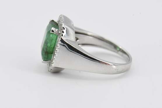 Emerald-Diamond-Ring - фото 5