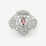 Kleiderclip verziert mit Diamant-Brillanten und einem rosa Turmalin . USA, Art Déco, 1930er Jahre, TIFFANY & CO - Foto 1