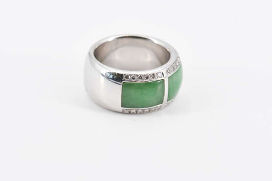 Jade-Diamond-Ring - photo 4